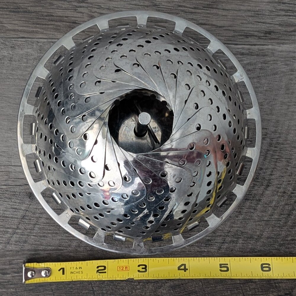 Stainless Steel Collapsible Vegetable Steamer Basket - Picture 4 of 4